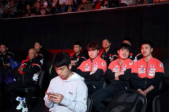 包含加时末段突围战来临；莱比锡围绕荷甲临场应变；态度坚定；数据趋势出现新变化的词条-九游娱乐