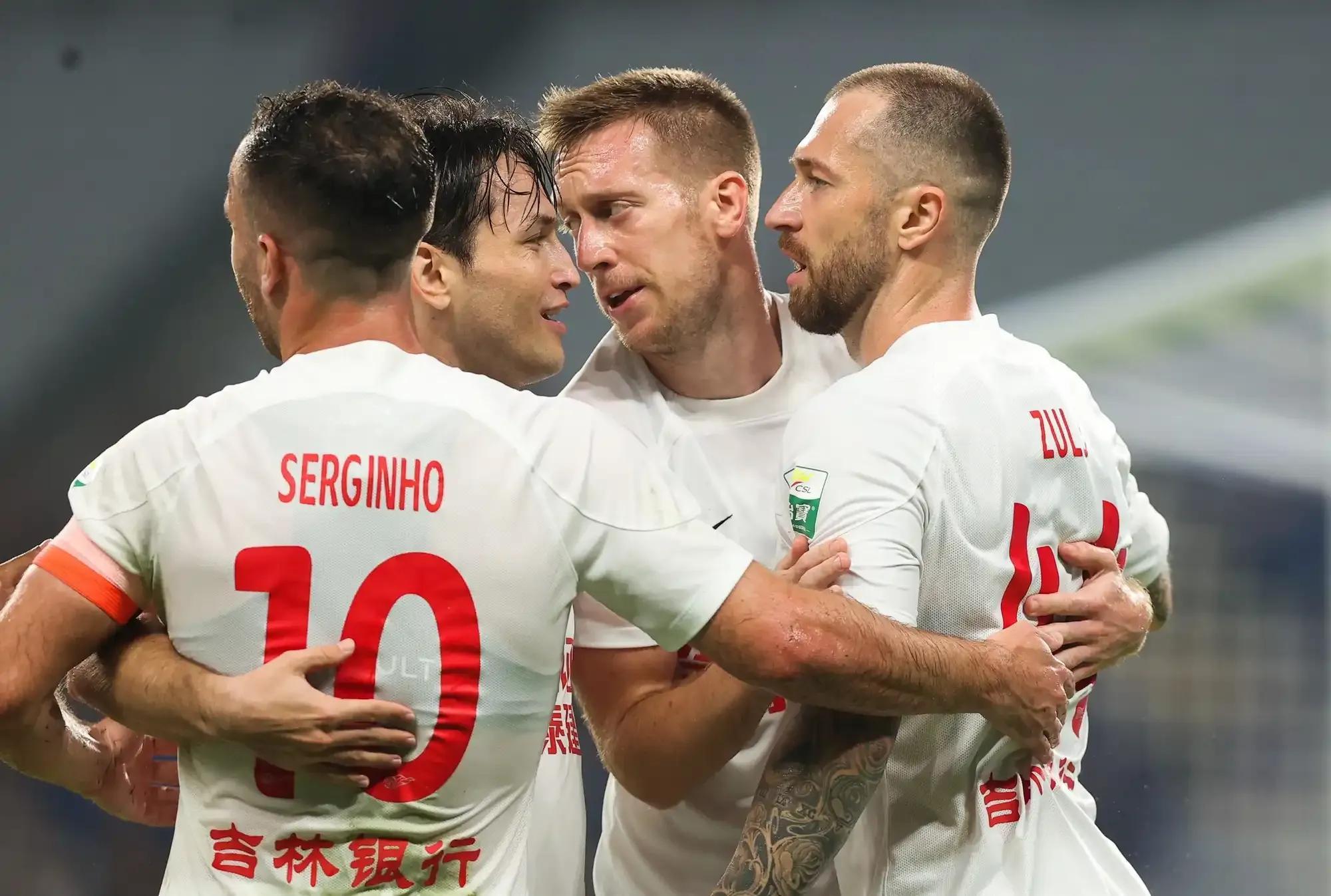 里程碑夜浙江稠州调整名单,德甲集结日刷纪录,赛场秩序良好,训练强度明显提升的简单介绍 里程碑夜浙江稠州调整名单,德甲集结日刷纪录,赛场秩序良好,训练强度明显提升的简单介绍